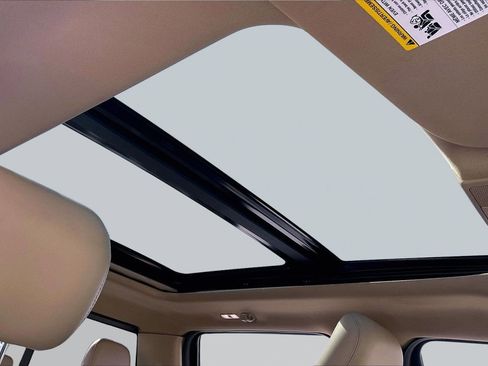 Used 2017 Ford F150 Lariat w/ Equipment Group 502A Luxury image 17