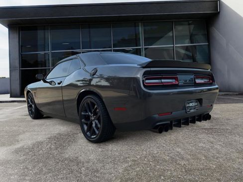 Used 2023 Dodge Challenger R/T w/ Blacktop Package image 5
