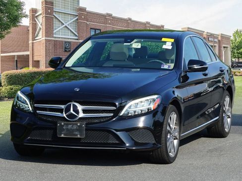 Certified 2020 Mercedes-Benz C 300 4MATIC Sedan image 4