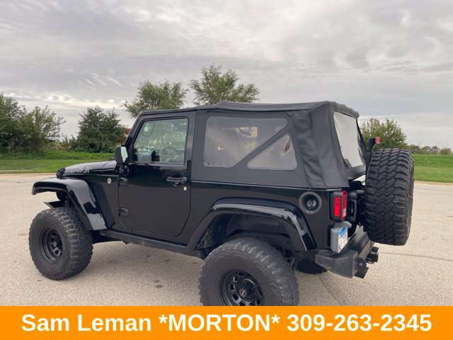 Used 2009 Jeep Wrangler Sahara w/ Dual Top Group AWD/4WD image 4