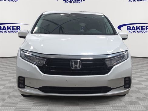 Used 2021 Honda Odyssey Touring image 2