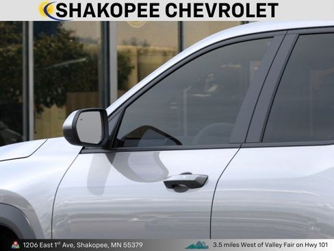 New 2026 Chevrolet Equinox LT w/ Convenience Package II AWD/4WD image 12