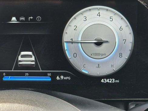 Used 2024 Hyundai Elantra SEL w/ Convenience Package image 21