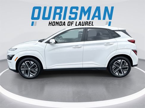 Used 2023 Hyundai Kona SEL w/ Cargo Package image 5