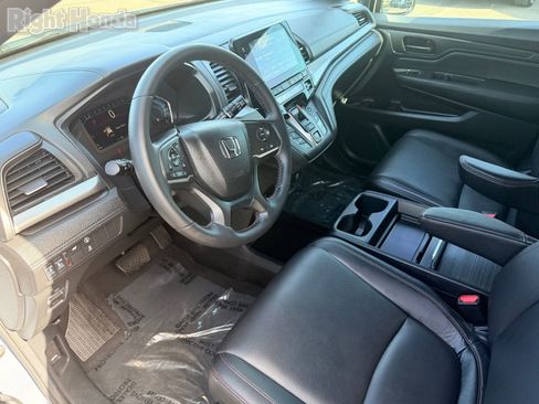 Used 2024 Honda Odyssey Sport image 15