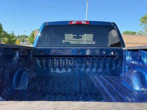 Used 2017 Chevrolet Silverado 1500 LT w/ All Star Edition AWD/4WD image 9