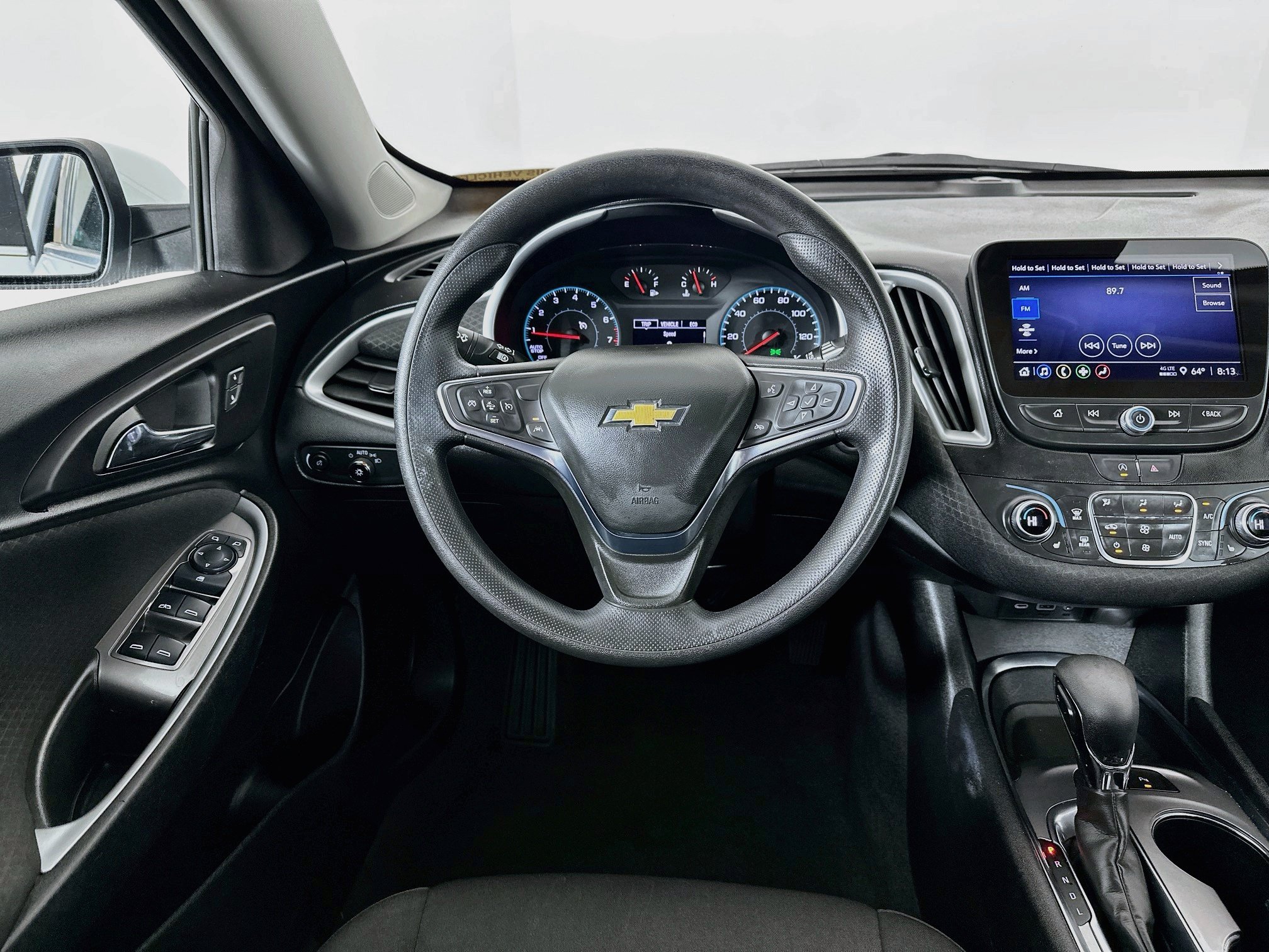 Used 2024 Chevrolet Malibu LT FWD image 20
