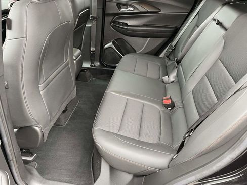 Used 2023 Chevrolet TrailBlazer RS w/ Convenience Package FWD image 11