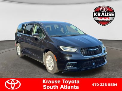 Used 2023 Chrysler Pacifica Touring-L