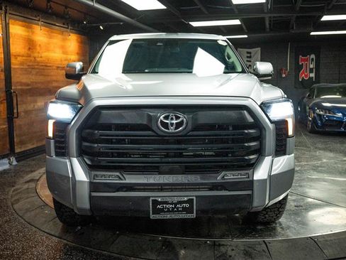Used 2022 Toyota Tundra SR5 w/ TRD Off-Road Package image 4