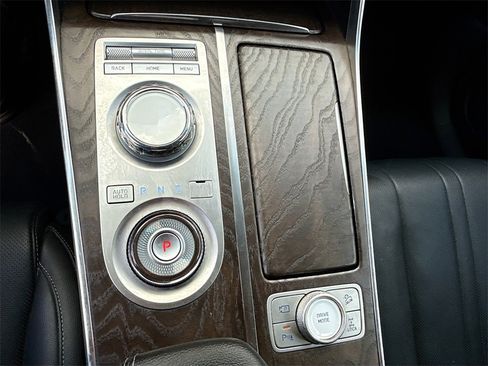 Used 2024 Genesis GV80 2.5T image 17