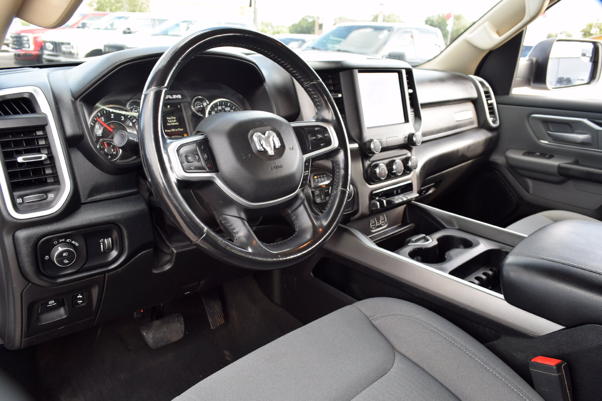 Used 2020 RAM 1500 Big Horn AWD/4WD image 14