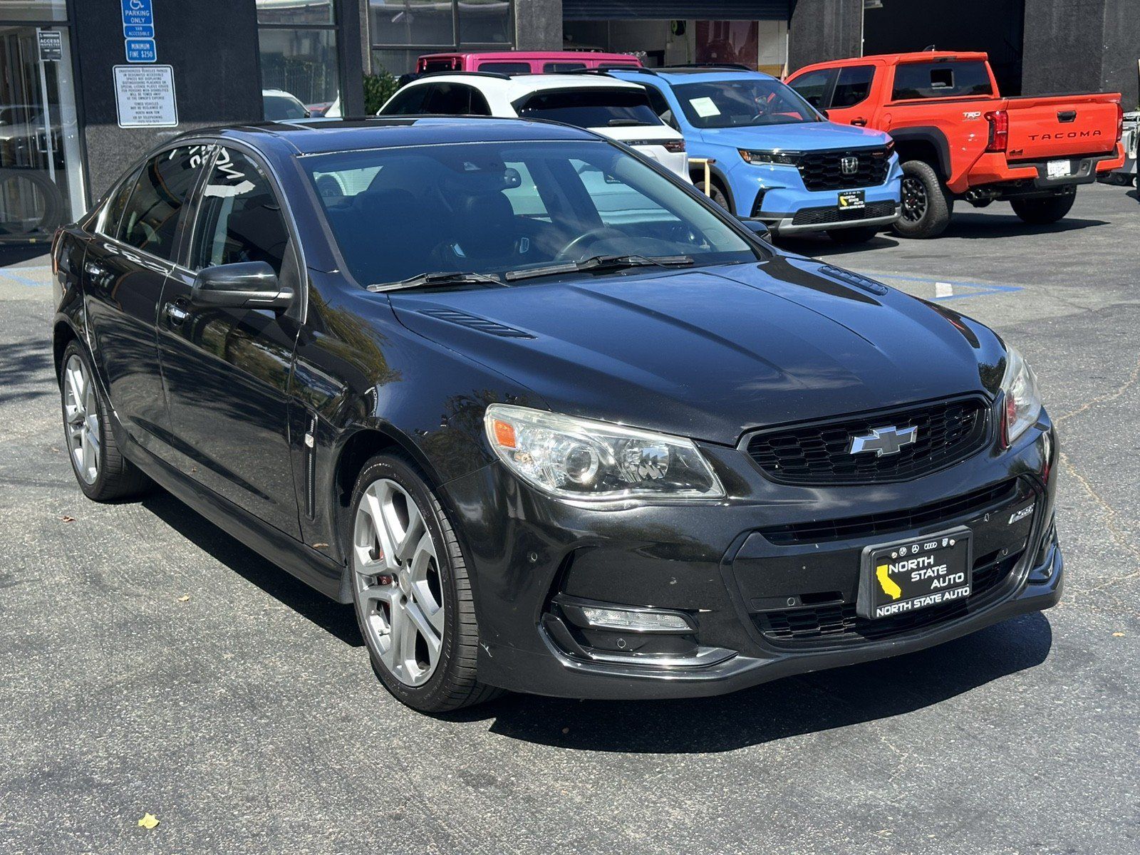Used 2017 Chevrolet SS RWD image 6