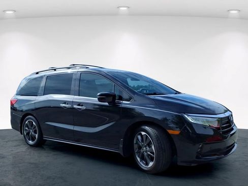Used 2023 Honda Odyssey Elite image 5