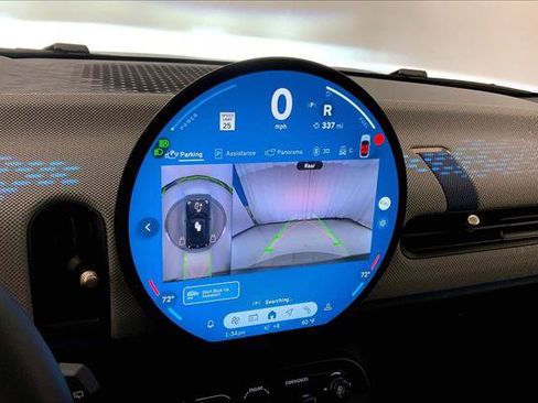 Certified 2025 MINI Cooper S image 17