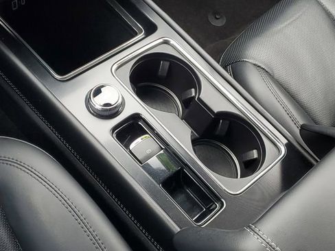 Certified 2021 Lincoln Corsair Standard w/ Equipment Group 101A image 25