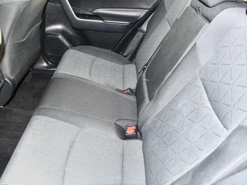 Used 2025 Toyota RAV4 XLE AWD/4WD image 48