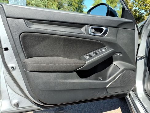 Used 2025 Honda Civic LX image 12