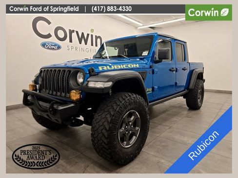 Used 2022 Jeep Gladiator Rubicon w/ Cold Weather Group AWD/4WD image 1
