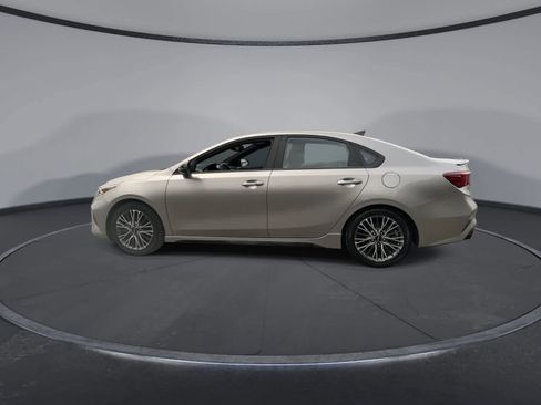 Used 2023 Kia Forte GT-Line w/ GT-Line Premium Package FWD image 5