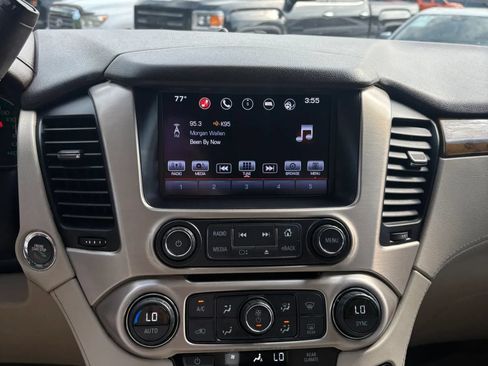 Used 2016 GMC Yukon Denali w/ Open Road Package AWD/4WD image 13