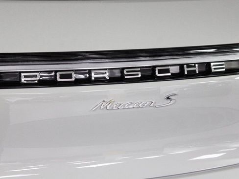 Certified 2026 Porsche Macan S image 13