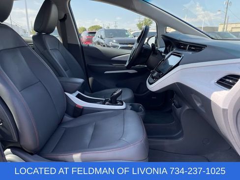 Used 2021 Chevrolet Bolt Premier w/ Infotainment Package FWD image 27