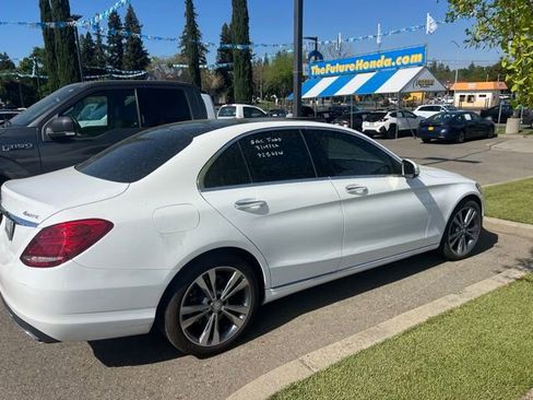 Used 2015 Mercedes-Benz C 300 4MATIC Sedan image 5