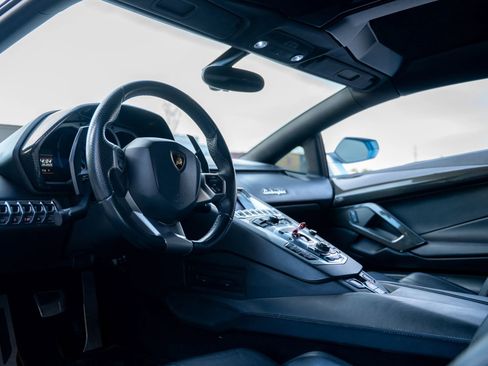 Used 2013 Lamborghini Aventador LP 700-4 image 31