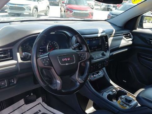 Used 2021 GMC Acadia AT4 w/ LPO, Adventure Package AWD/4WD image 14