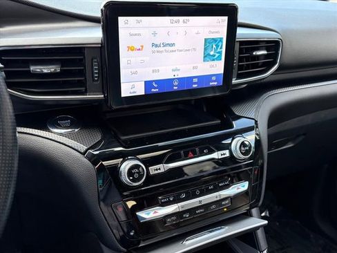 Used 2022 Ford Explorer ST-Line image 10