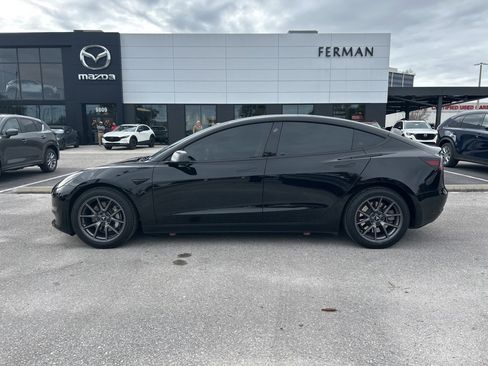 Used 2023 Tesla Model 3 Standard Range image 11
