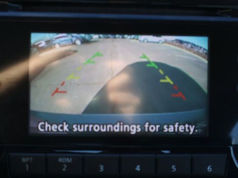 Used 2015 Nissan Altima 2.5 SV image 24