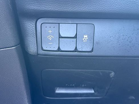 Used 2019 Kia Soul + FWD image 17