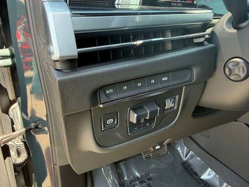 Used 2025 Cadillac Escalade Sport w/ LPO, Floor Liner Package AWD/4WD image 15