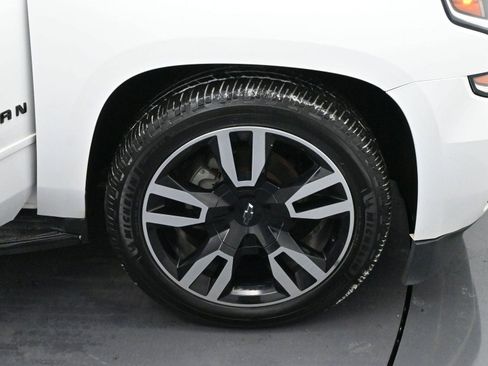 Used 2019 Chevrolet Suburban Premier image 43