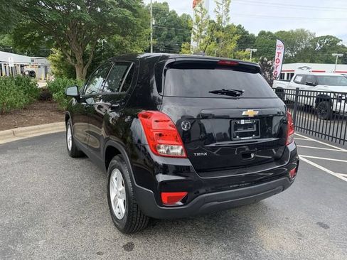 Used 2020 Chevrolet Trax LS w/ Tint and Cruise Package FWD image 6