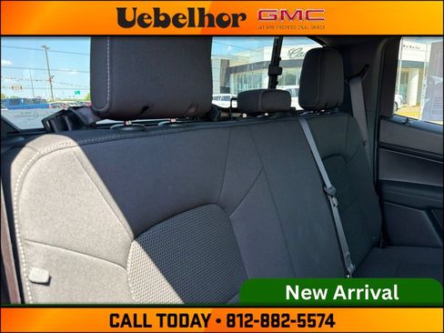 Used 2025 Chevrolet Colorado LT w/ Advanced Trailering Package RWD image 5