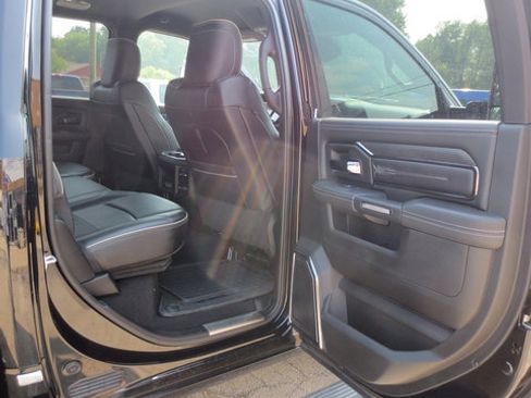 Used 2022 RAM 2500 Limited image 40