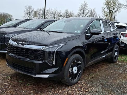New 2026 Kia Sportage S AWD/4WD image 3