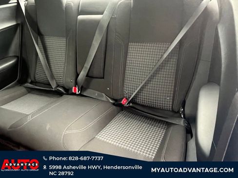 Used 2016 Dodge Challenger R/T w/ Blacktop Package image 25