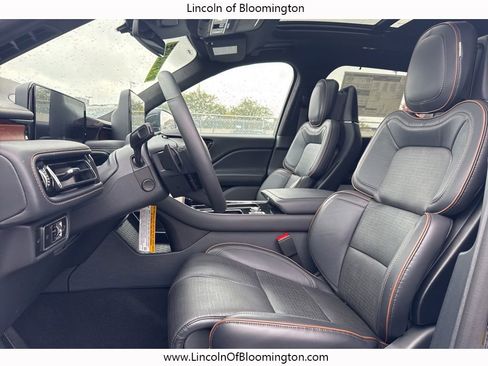 New 2025 Lincoln Aviator Black Label image 20