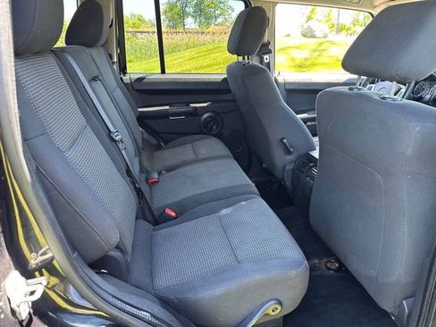 Used 2008 Jeep Commander Sport AWD/4WD image 9