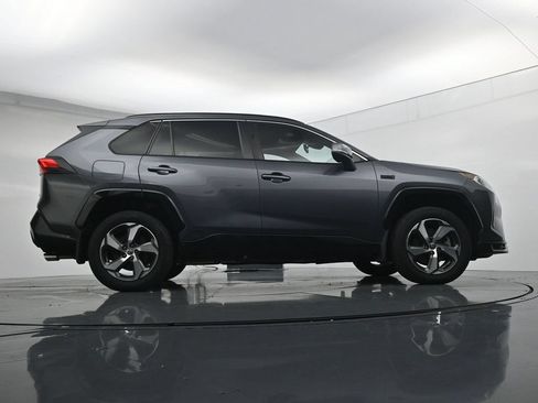 Used 2021 Toyota RAV4 SE w/ Weather & Moonroof Package AWD/4WD image 38