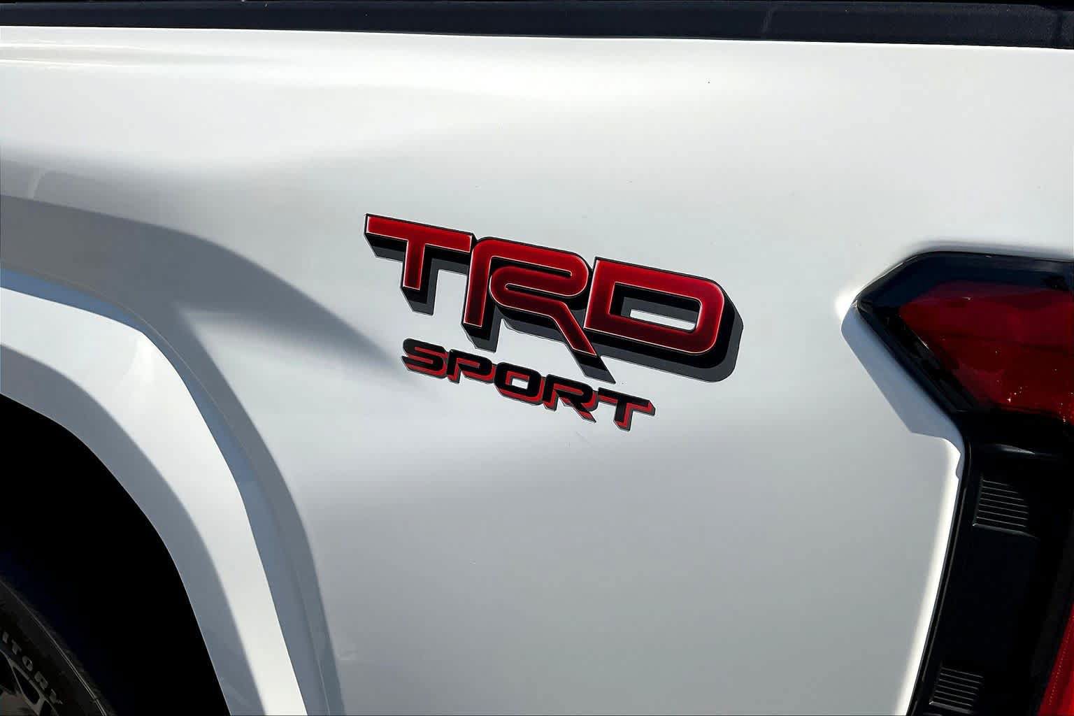 Used 2025 Toyota Tacoma SR5 RWD image 10