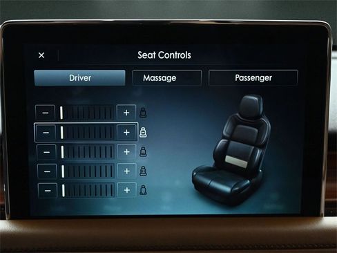 Used 2021 Lincoln Aviator Reserve w/ Equipment Group 210A image 39