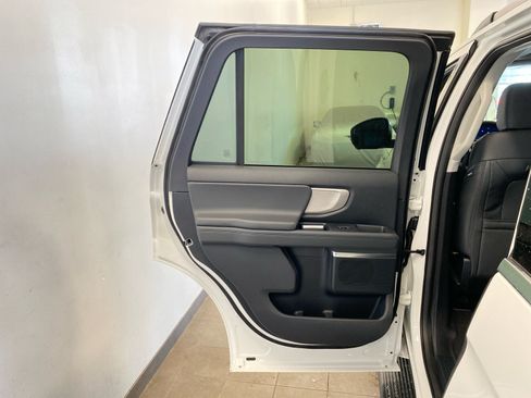 New 2026 Ford Expedition Active AWD/4WD image 12