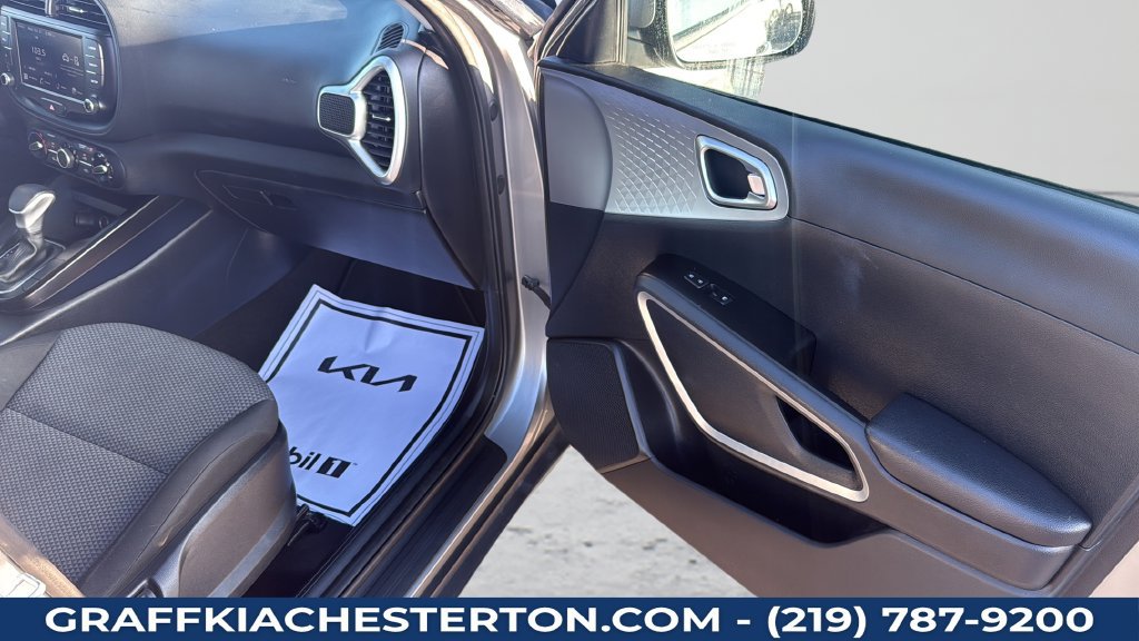 Used 2022 Kia Soul LX w/ Technology Package FWD image 22