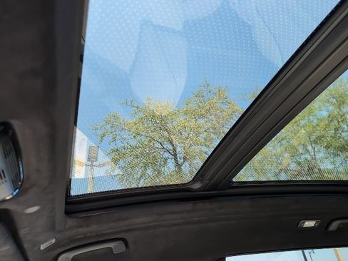 Used 2024 BMW X7 M60i w/ Executive Package image 23