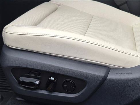 New 2026 Lexus RX 350 FWD image 4